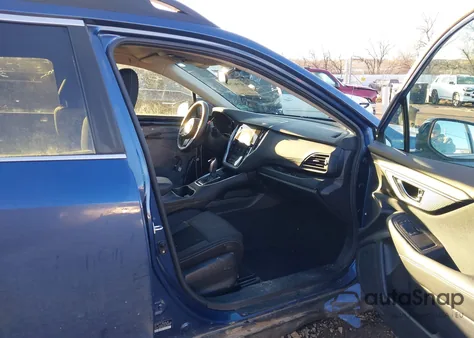 2022 Subaru Outback Premium z USA, uszkodzony, nr VIN 4S4BTADC8N3116915